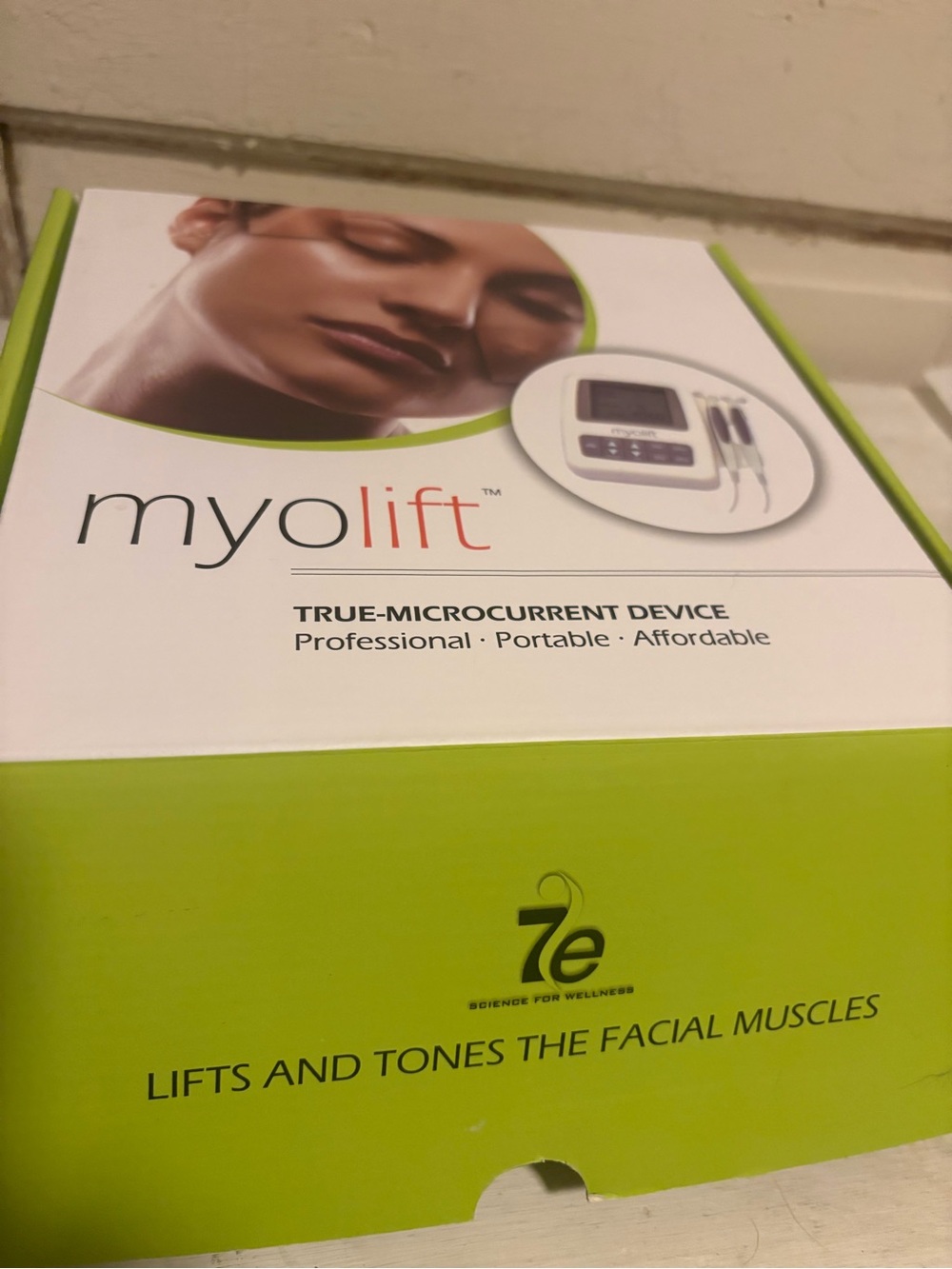 Myolift Mini 7e Wellness Microcurrent Facial Stimulation Device EUC - Picture 13 of 14